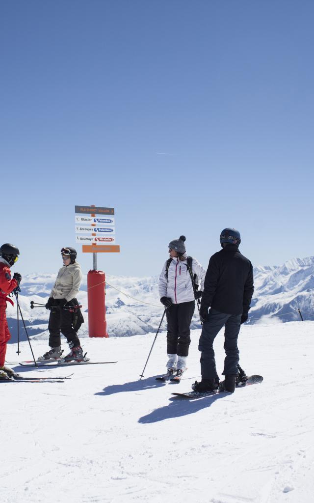 Osole 046saint Lary Station
