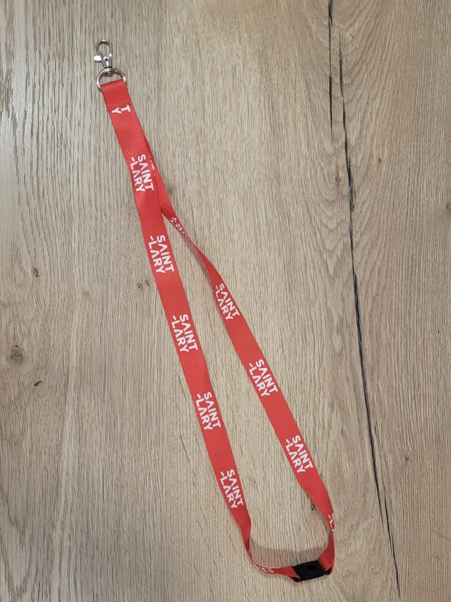 Saint Lary Rotated Lanyard